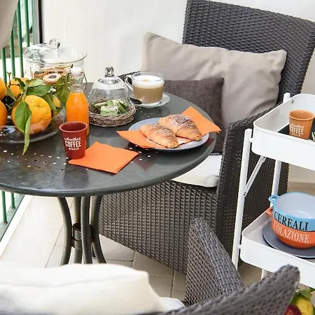 La Maison Des Le Monde Konukevi Sorrento