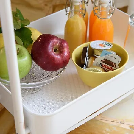 La Maison Des Le Monde Konukevi 4*