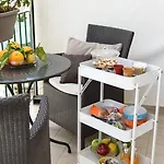 Pensionat La Maison Des Le Monde 4*