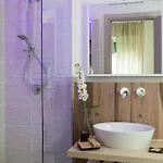 La Maison Des Le Monde