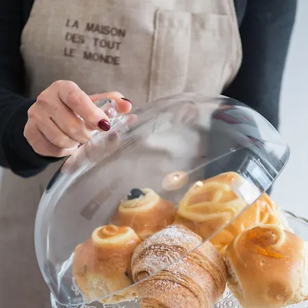 La Maison Des Le Monde Maison d'hôtes 4*