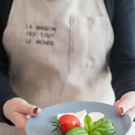 La Maison Des Le Monde Maison d'hôtes 4*