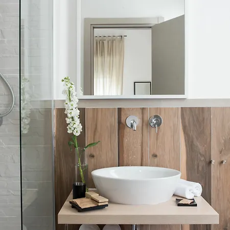 Affittacamere La Maison Des Le Monde Sorrento