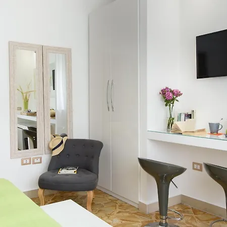 La Maison Des Tout Le Monde Guest house Sorrento